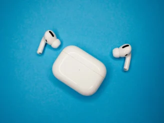 How to Use AirPods Mic As Default